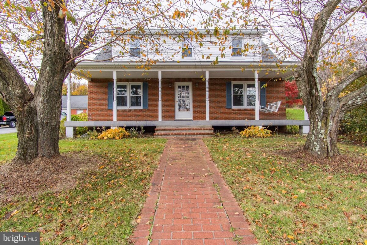 8317 Hollow Rd, Middletown, MD 21769 | $395,000